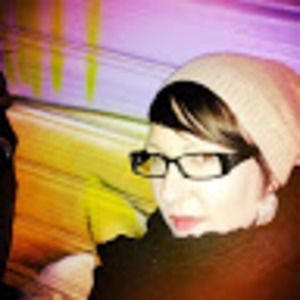 Meet your Posher, Cynthia